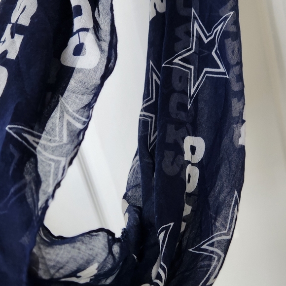 Dallas cowboy scarf - Picture 2 of 4